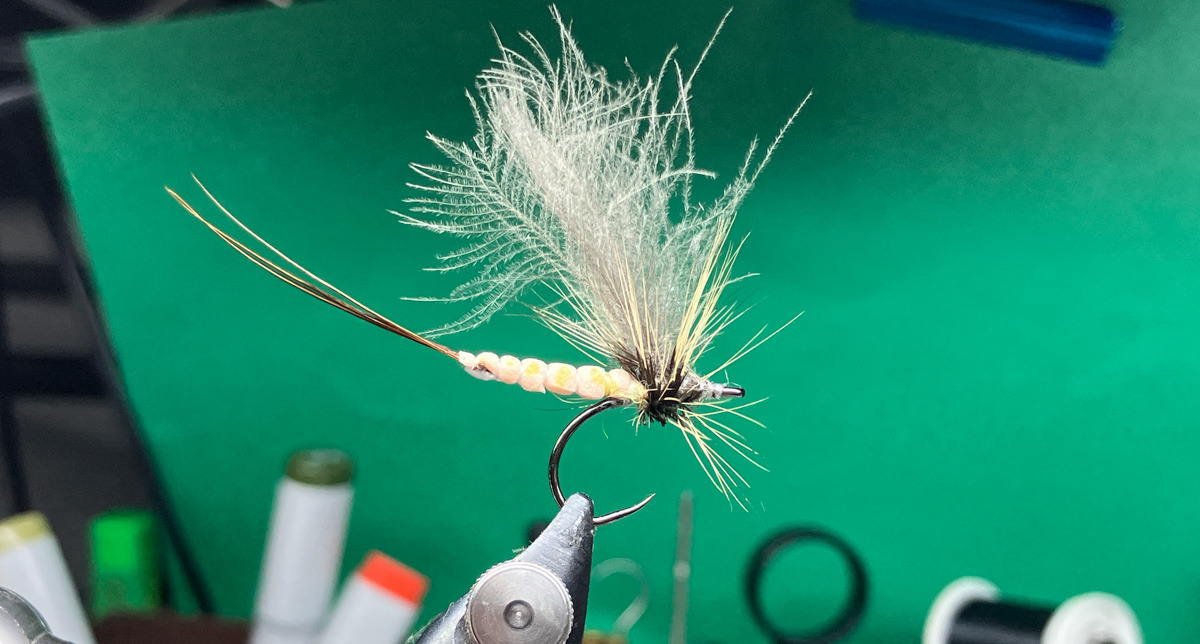 Neversink CDC Drake – 不沈CDCモンカゲロウ | Tokyo Fly Fishing